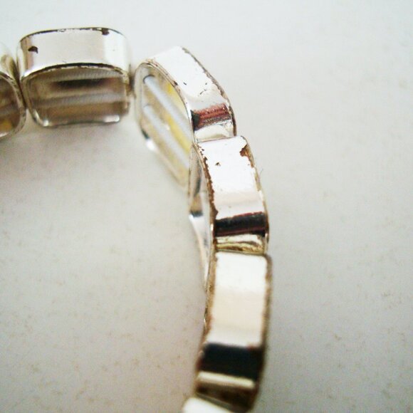 Monet Stretch Bracelet Pre-loved with mother of pearl filigree antiqued silver - Picture 8 of 10